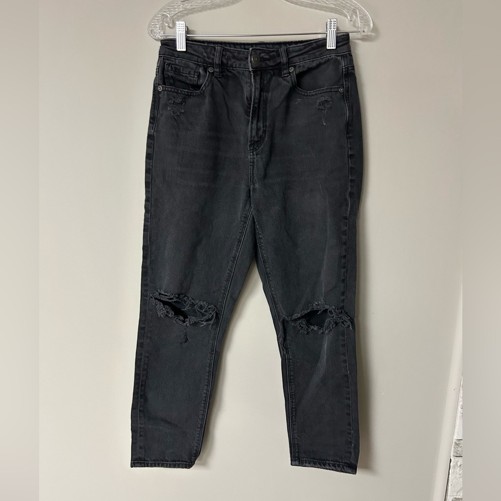 American‎ Eagle Black Ripped Mom Jeans